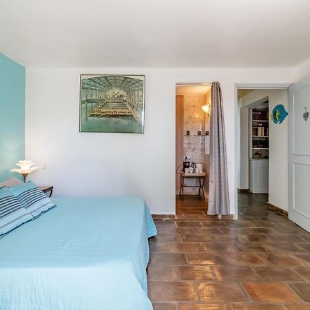 Le Patio Des Mimosas Par Dodo-A-Cassis Bed & Breakfast Exterior foto